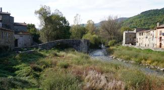 Pont vell i Vila Closa Medieval