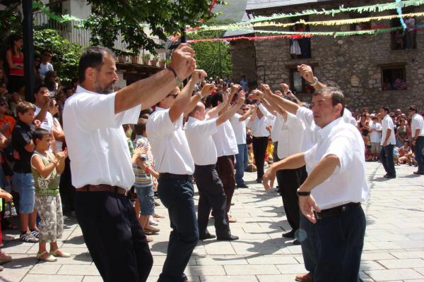 Danses traditionnelles imatge