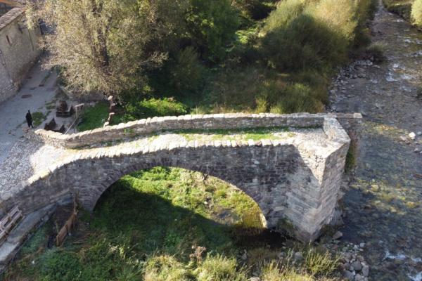 PONT VELL Y VILA CLOSA MEDIEVAL imatge