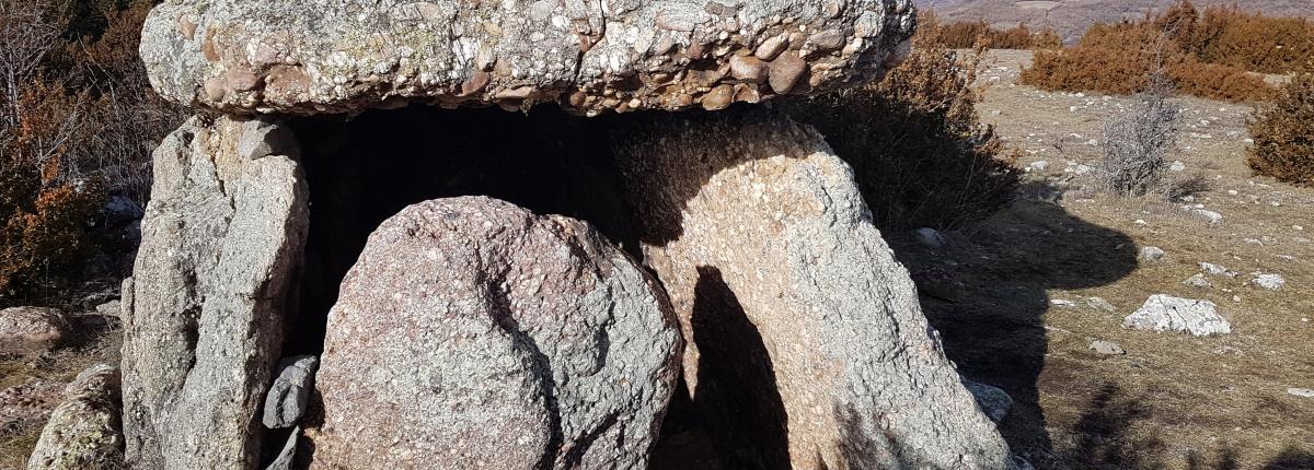 Dolmen panoràmica