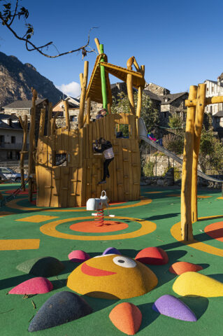Parc infantil de Boí